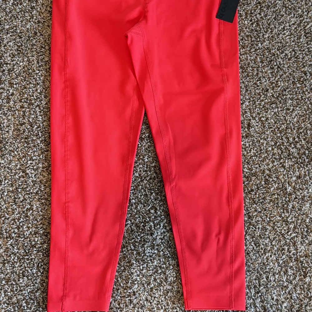 Mono B Vibrant brand new with tags Leggings